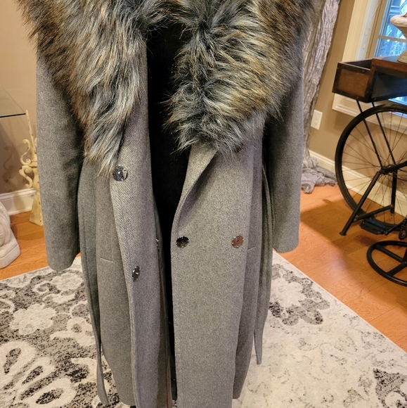 BCBG Max Azria Full Length Wool Blend Coat with Faux Fur Collar - Picture 14 of 17